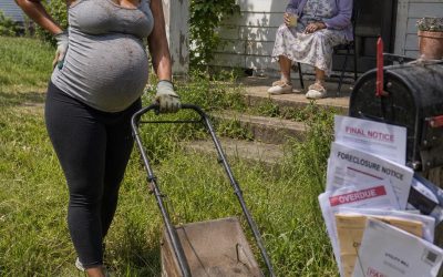 I Mowed the Lawn for the 82-Year-Old Widow Next Door – The Next Morning, a Sheriff Woke Me up with a Request That Made My Blood Run Cold